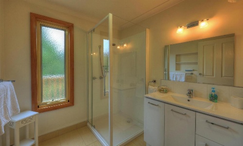 Roosters Rest image 3